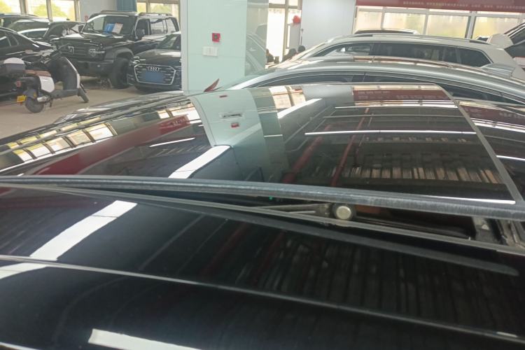 Used Hongqi H9 2022 2.0T Smart Connect Flagship Edition
