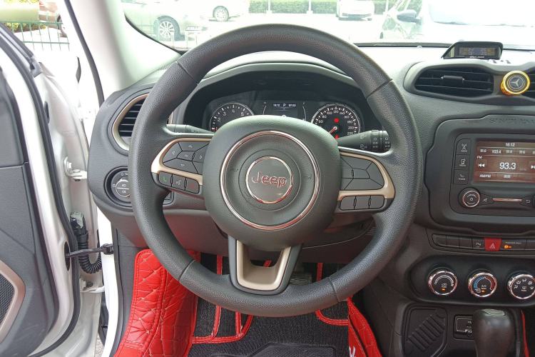 Used Jeep Renegade 2017 180T Automatic High-Energy Version