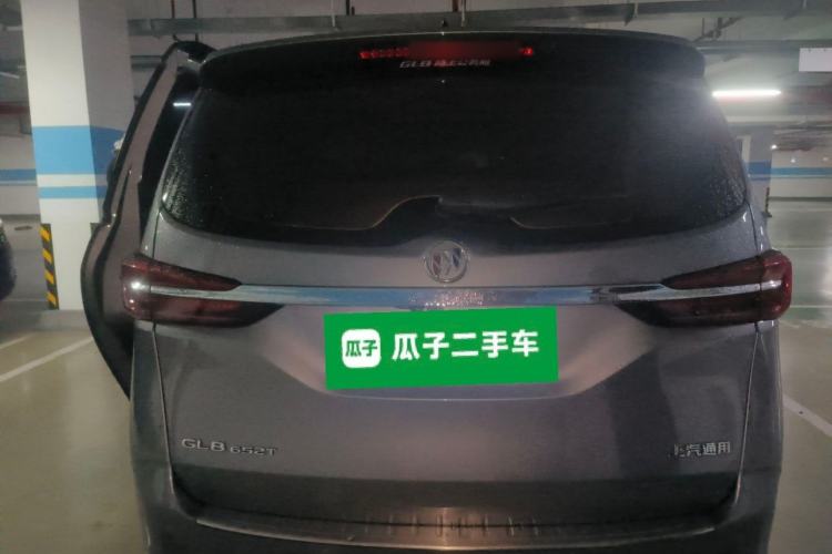 Used Buick GL8 2021 Land Cruiser Executive Class 652T Luxury Model
