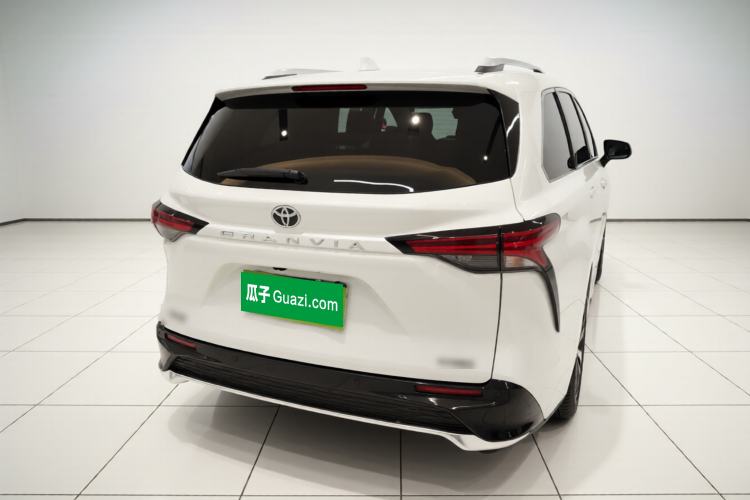 Used Toyota Granvia 2023 2.5L Hybrid Flagship VIP Edition Rear