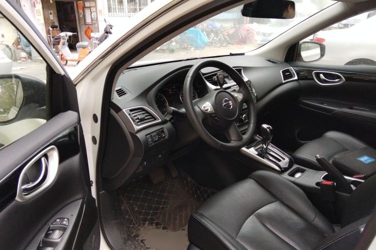 Used Nissan Sylphy 2019 1.6XV CVT Smart Connect Luxury Edition China VI Standard Driver Seat