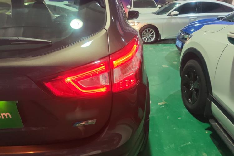 Used Nissan Qashqai 2016 2.0L CVT Elite Edition Right Rear Taillight