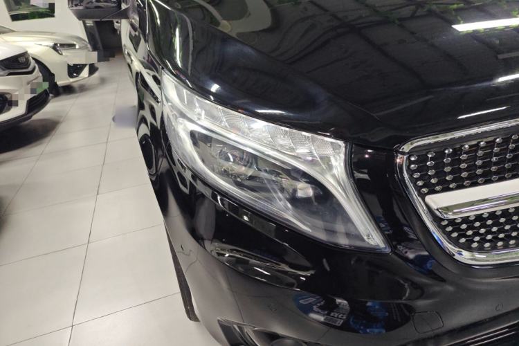 Used Mercedes-Benz Vito 2021 2.0T Business Version 7 Seats Right Front Headlight