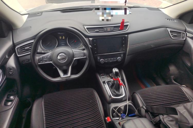 Used Nissan Qashqai 2022 2.0L CVT XV Smart Enjoyment Version Center Console