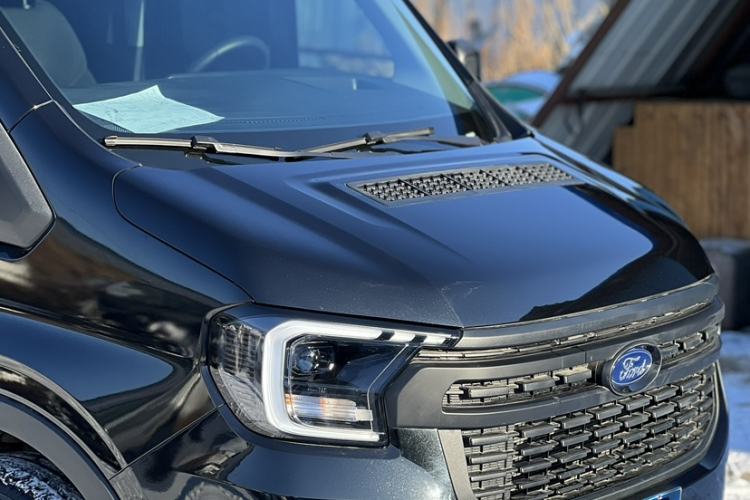 Used Ford Transit T8 2024 T8 2.0T Diesel Manual Short Wheelbase Mid-Roof 6-Seater Multi-Function Version 3/3
