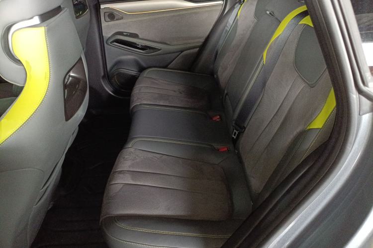 Used BYD Song L EV 2025 Intelligent Driving Version 602 km Range LiDAR-equipped All-Wheel-Drive Type Left Rear Seat