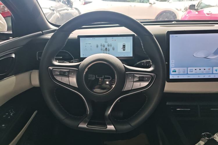 Used BYD Seal 06 New Energy 2025 DM-i Smart Drive 80KM Luxury Model Steering Wheel