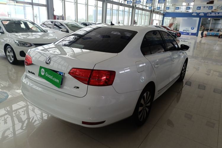 Used Volkswagen Sagitar 2017 180TSI Automatic Luxury Edition