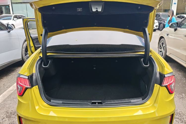 Used Lynk & Co 03 2019 03+ 2.0TD Automatic Wind-Chasing Edition Trunk