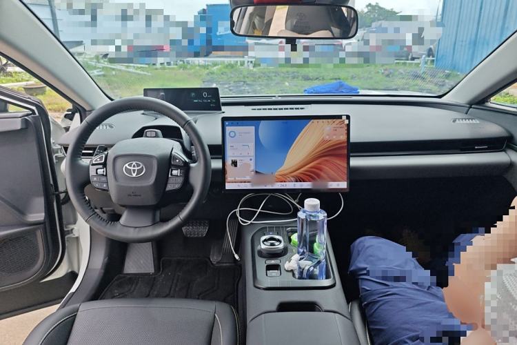 Used Toyota bZ5 2025 Model 550 PRO Smart Driving Edition
