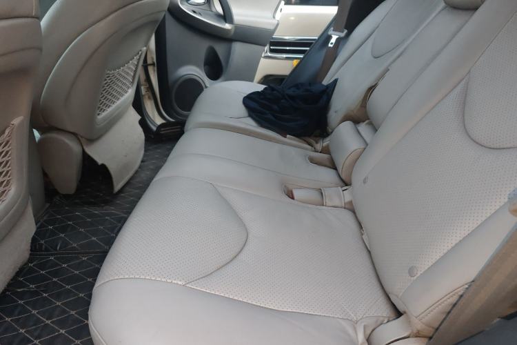 Used Toyota RAV4 2009 2.4L Automatic Luxury Edition
