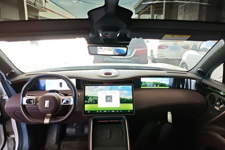 Used Avatr 11 2024 580 Three-Laser Four-Wheel Drive Luxury Edition Center Console