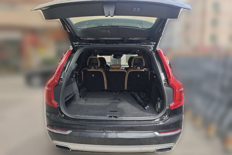 Used Volvo XC90 2018 T6 Zhiya Edition 7-seater Trunk