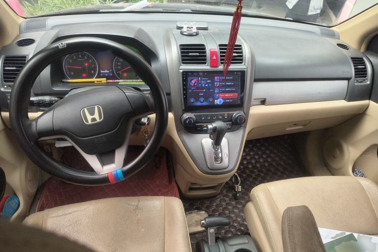 Used Honda CR-V 2010 2.0L Automatic Four-Wheel Drive Classic Edition Center Console