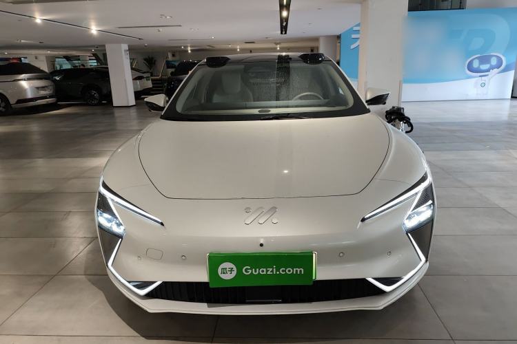 Used IM L7 2022 Dynamic Model Front