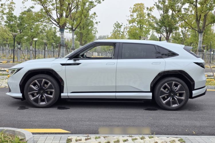 Used Honda P7 2025 Rear-Drive Long-Range Pro