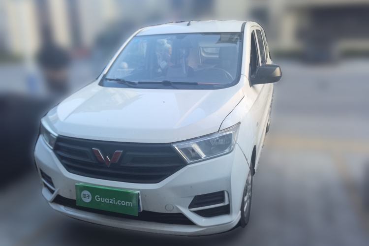 Used Wuling Hongguang 2019 1.5L S Basic Version China VI Standard LAR