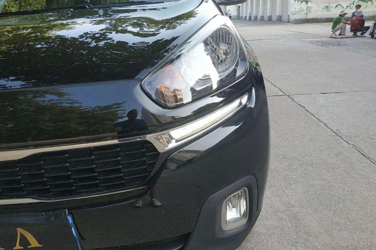 Used Kia KX3 2015 1.6L Automatic Two-Wheel Drive DLX
