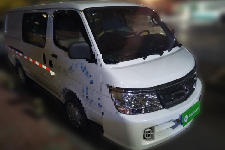 Used Jinbei Hiace 2020 2.0L Express King Series Deluxe Van Standard Roof China VI Emission Standard 1TZS
