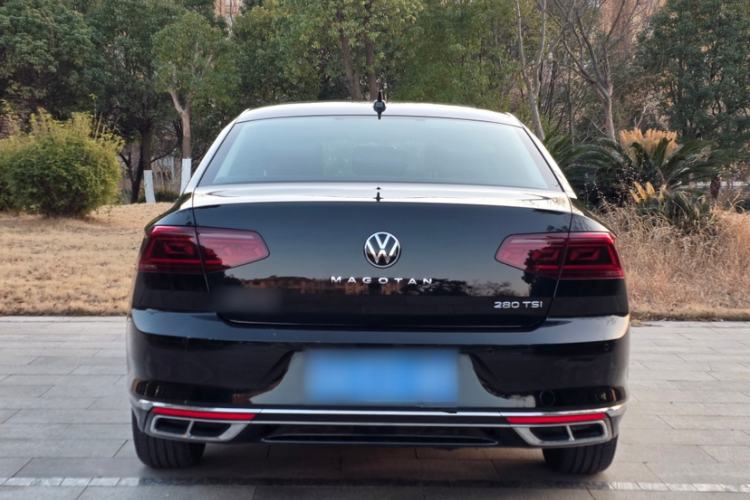 Used Volkswagen Magotan 2025 Zhongxiang Version 280TSI DSG Comfort Edition