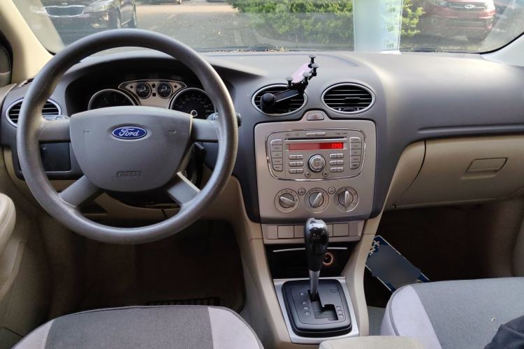 Used Ford Focus 2013 Sedan Classic 1.8L Automatic Base Model