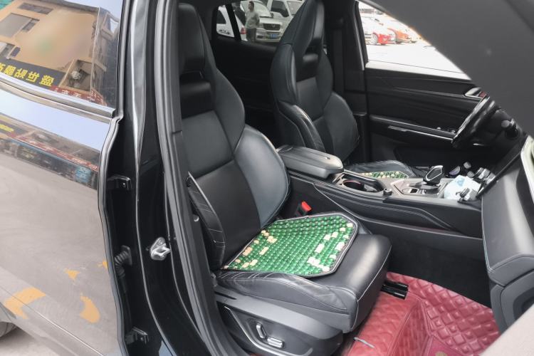 Used Lynk & Co 05 2020 2.0TD Two-Wheel Drive Shine Halo Right Front Seat