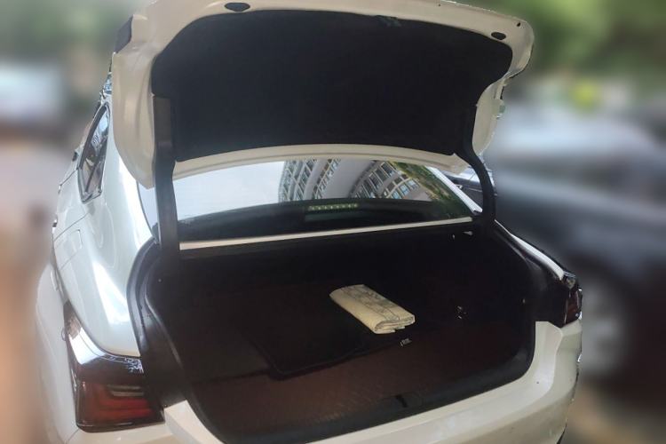 Used Lexus ES 2025 200 Premium Edition
