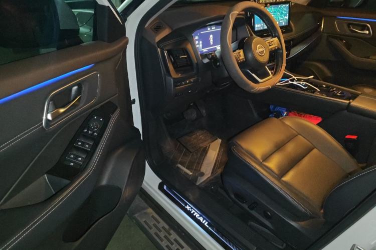 Used Nissan X-Trail 2023 e-POWER Ultra-Hybrid Dual-Motor All-Wheel-Drive Supreme Edition Driver Seat