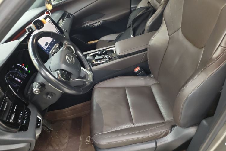 Used Lexus RX New Energy 2023 450h+ Four-Wheel Drive Enjoyment Edition Left Front Seat