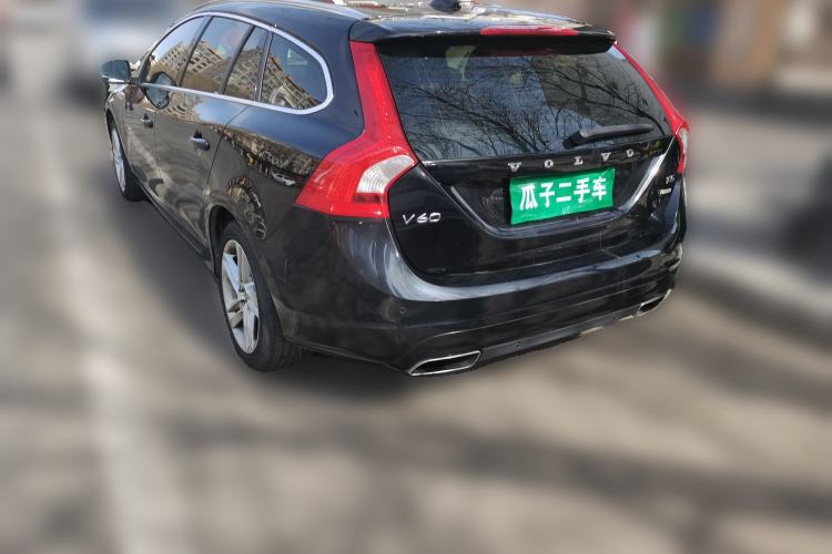 Used Volvo V60 2014 T5 Zhiya Edition
