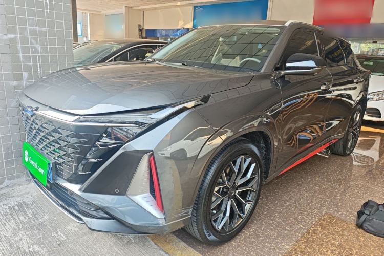 Used CHANGAN OSHAN Z6 2023 Blue Whale 1.5T DCT Smart-Led City Edition