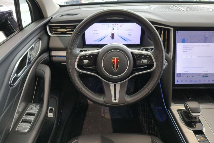 Used Hongqi HS7 PHEV 2024 2.0T PHEV Four-Wheel Drive Flagship Edition 6 Seats Steering Wheel