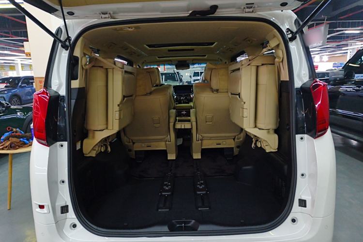 Used Toyota Alphard 2021 Dual-Engine 2.5L Luxury Edition