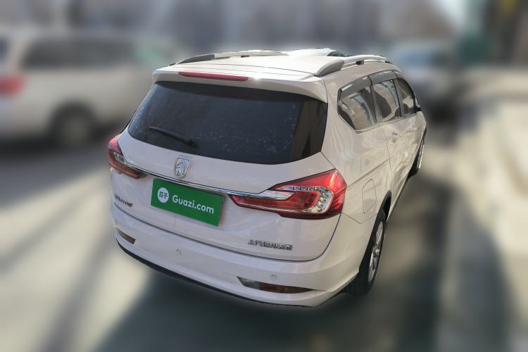 Used Baojun 310W 2017 1.5L Manual Fashion Edition China VI
