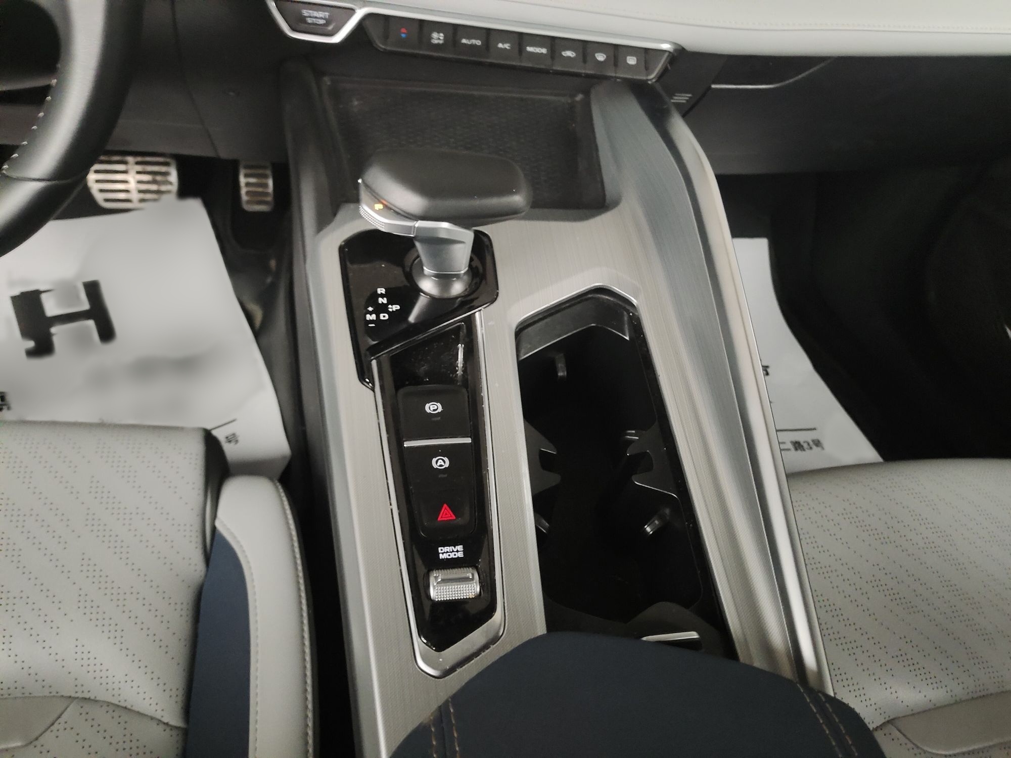Geely Auto Preface 2023 2.0TD Prestige Version — снимка 11