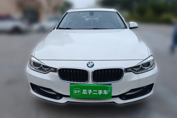 Used BMW 3 Series 2015 320i Luxury Edition Sports Design Package
