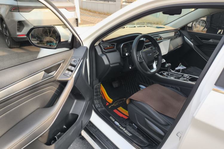 Used Ford Territory 2019 EcoBoost 145 CVT Platinum Edition China VI compliant Driver Seat