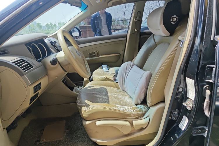 Used Nissan Sylphy 2016 Classic 1.6XE Manual Comfort Edition
