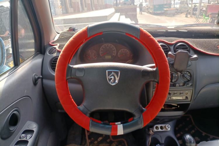 Used Baojun Lechi 2012 Revised 1.0L Manual P-TEC Standard Edition Steering Wheel