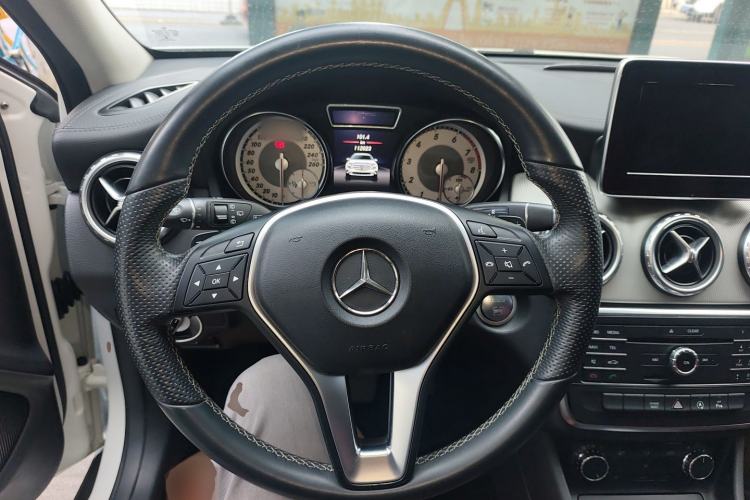 Used Mercedes-Benz GLA 2016 GLA 200 Fashion Model
