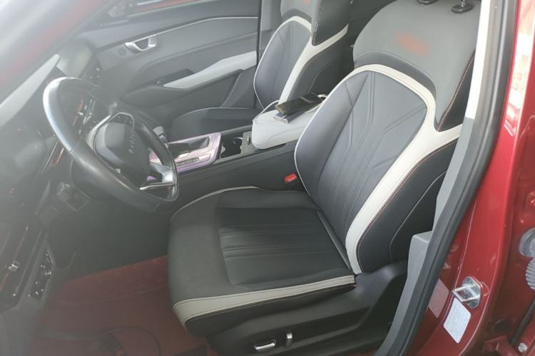 Used Baojun RC-6 2019 1.5T CVT 24-Hour Online Luxury Edition
