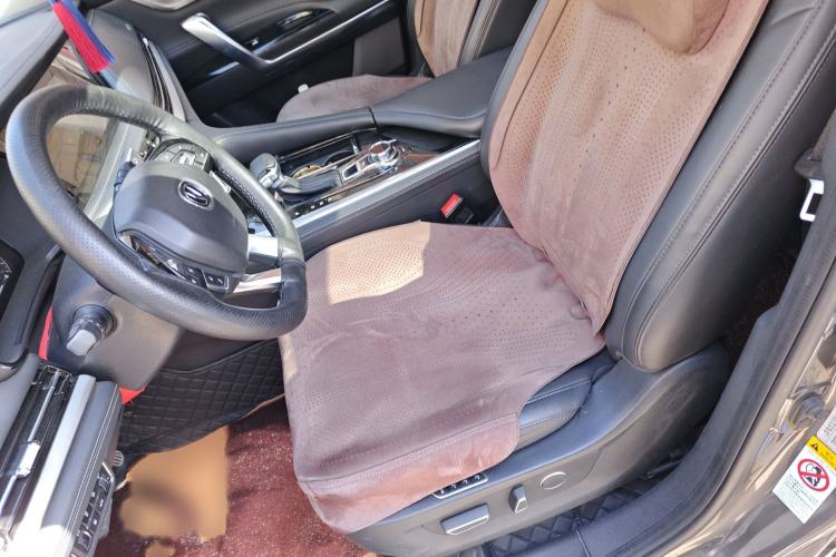 Used CHANGAN CS95 2019 2.0T Four-Wheel Drive Prestige Version
