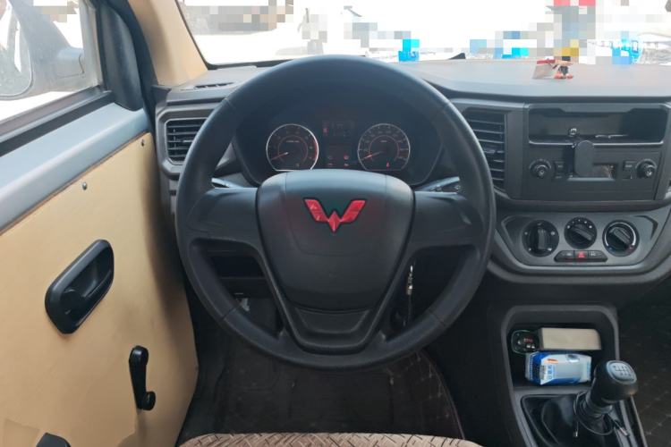 Used Wuling Hongguang V 2021 1.5L Jingqu Version LAR
