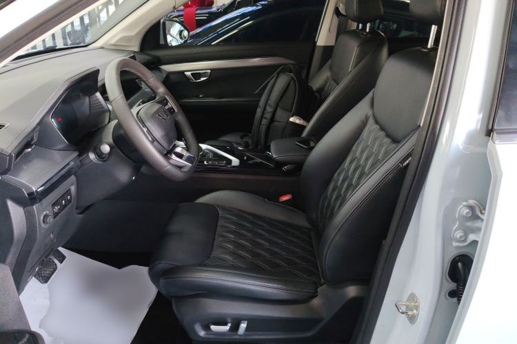 Used Wuling Asta 2022 2.0L DHT Electric-Speed Version