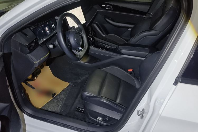 Used Lynk & Co 03 2023 2.0TD DCT JingPro
