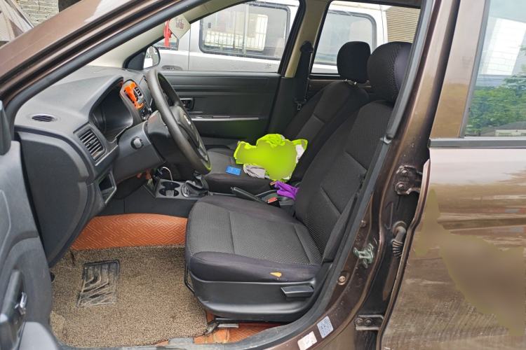 Used Dongfeng Fengon 330 2014 1.2L Manual Practical Version DK12-07 Left Front Seat