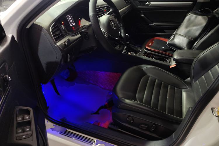 Used Volkswagen Lamando 2019 280TSI DSG Comfort Edition China V Standard Driver Seat