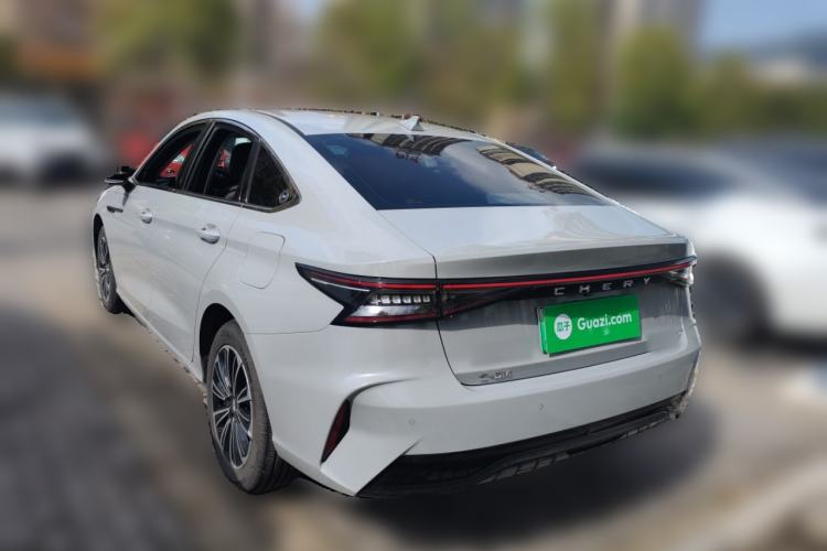 Used Chery Fengyun A8 2025 Model 70km Basic Version