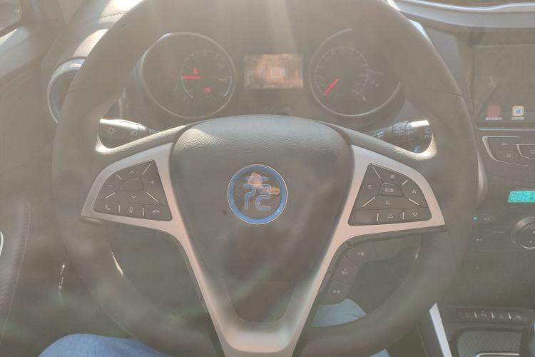 Used BYD Yuan New Energy 2018 EV360 Smart Connected Cool Model