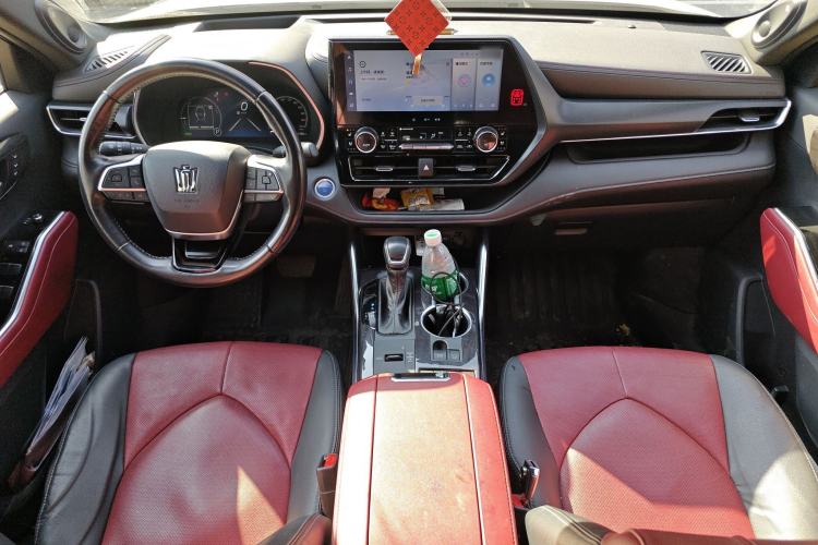 Used Toyota Crown Kluger 2021 2.5L HEV Four-Wheel Drive Flagship Edition Center Console